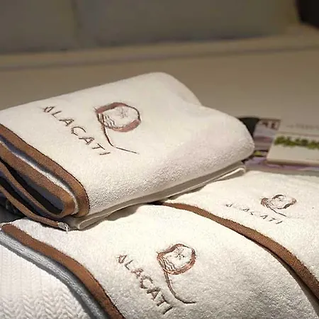 לינה וארוחת בוקר Q Alacati Luxury 4*