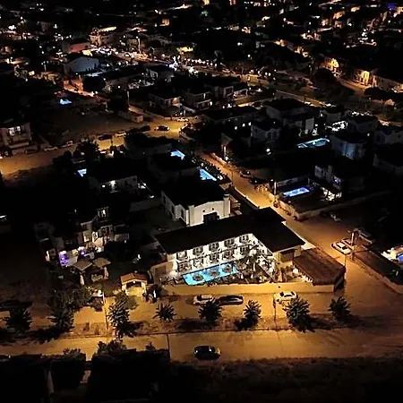 Q Alacati Luxury 4*